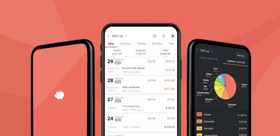Werbegrafik der Money Manager App mit drei Smartphones vor einem roten Hintergrund. Das linke Smartphone zeigt das App-Logo mit einem stilisierten Sparschwein. Das mittlere Smartphone zeigt eine Tagesübersicht mit Einnahmen und Ausgaben, sortiert nach Datum und Kategorie. Das rechte Smartphone zeigt eine grafische Analyse mit einem Kreisdiagramm, das verschiedene Ausgabenkategorien darstellt.