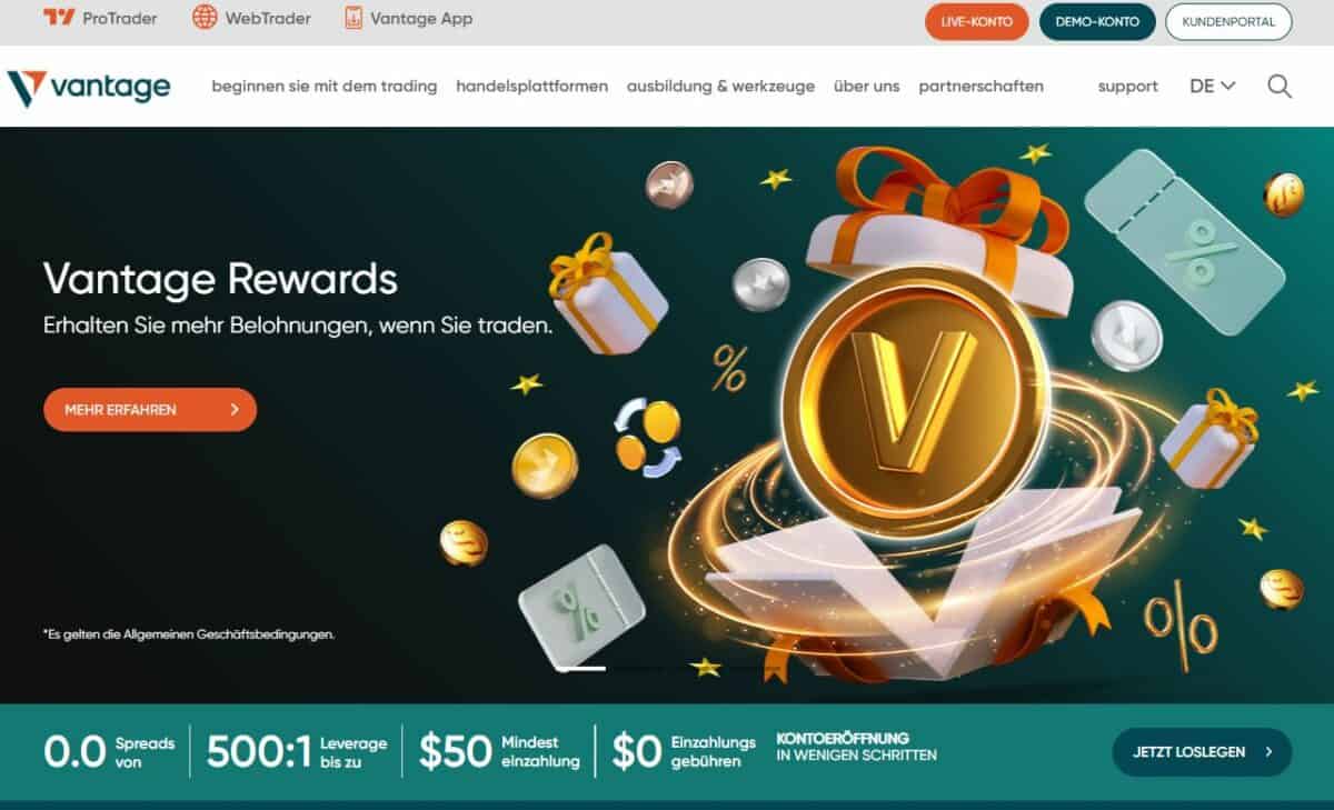 Screenshot der Startseite von Vantage mit Werbung für das 'Vantage Rewards'-Programm. Die Seite zeigt eine goldene Münze mit einem 'V' in der Mitte, umgeben von Geschenken, Prozentzeichen und goldenen sowie silbernen Münzen. Unten sind Handelsbedingungen wie 0.0 Spreads, 500:1 Leverage und eine Mindesteinzahlung von 50 USD aufgeführt.