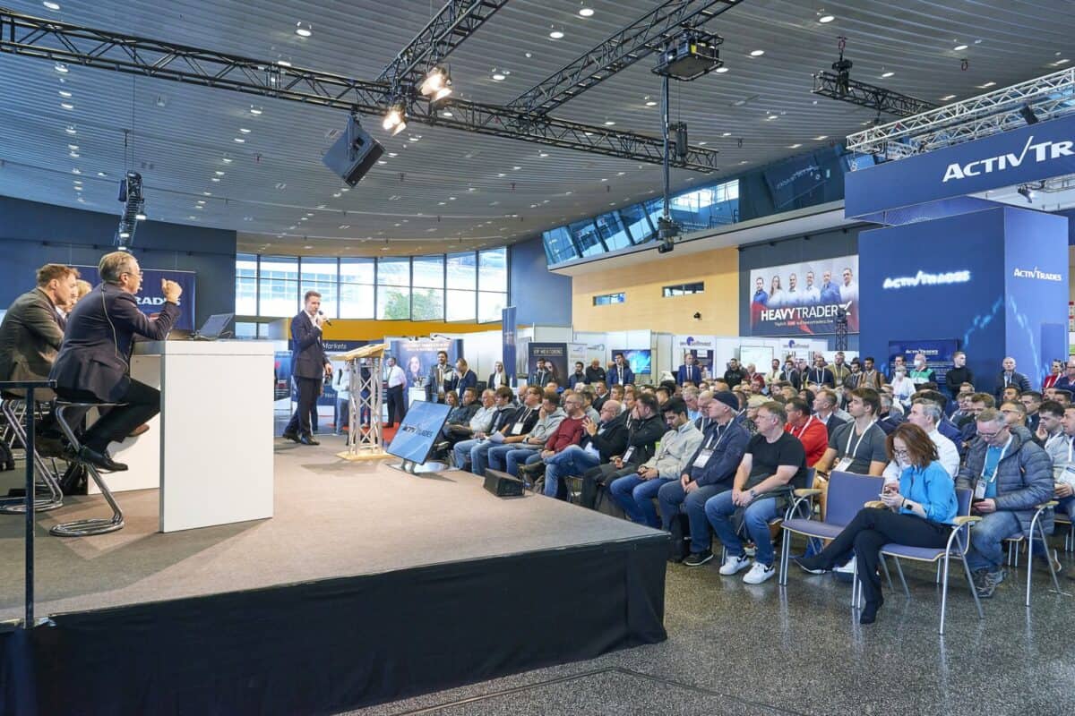 World of Trading Tradermesse vorgestellt (2026) world of trading foto der trading messe hauptbuehne
